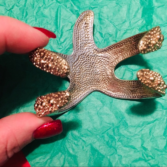 Starfish Cuff Bracelet - Mud Pie - Picture 3 of 4